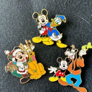 MICKEY AND FRIENDS WDW PINS